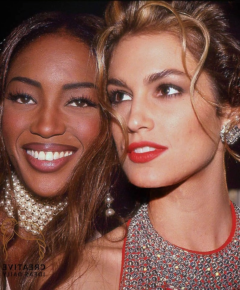 The 90s Supermodel Blowout