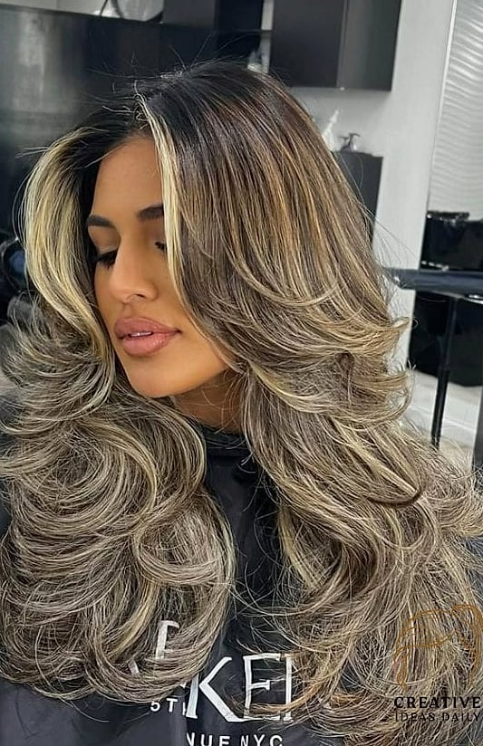 Feathered Layers for Volume