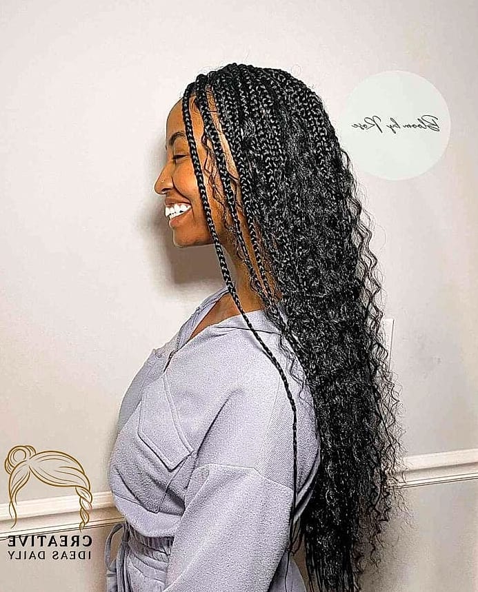 Knotless Braids Past the Shoulders