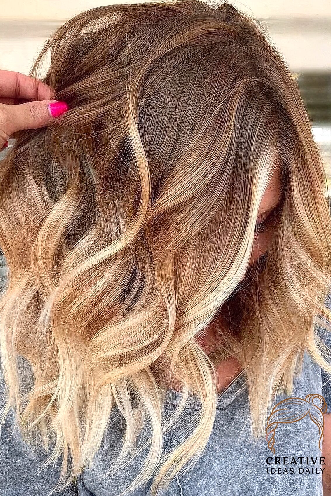 Ombre Waves Medium Cut