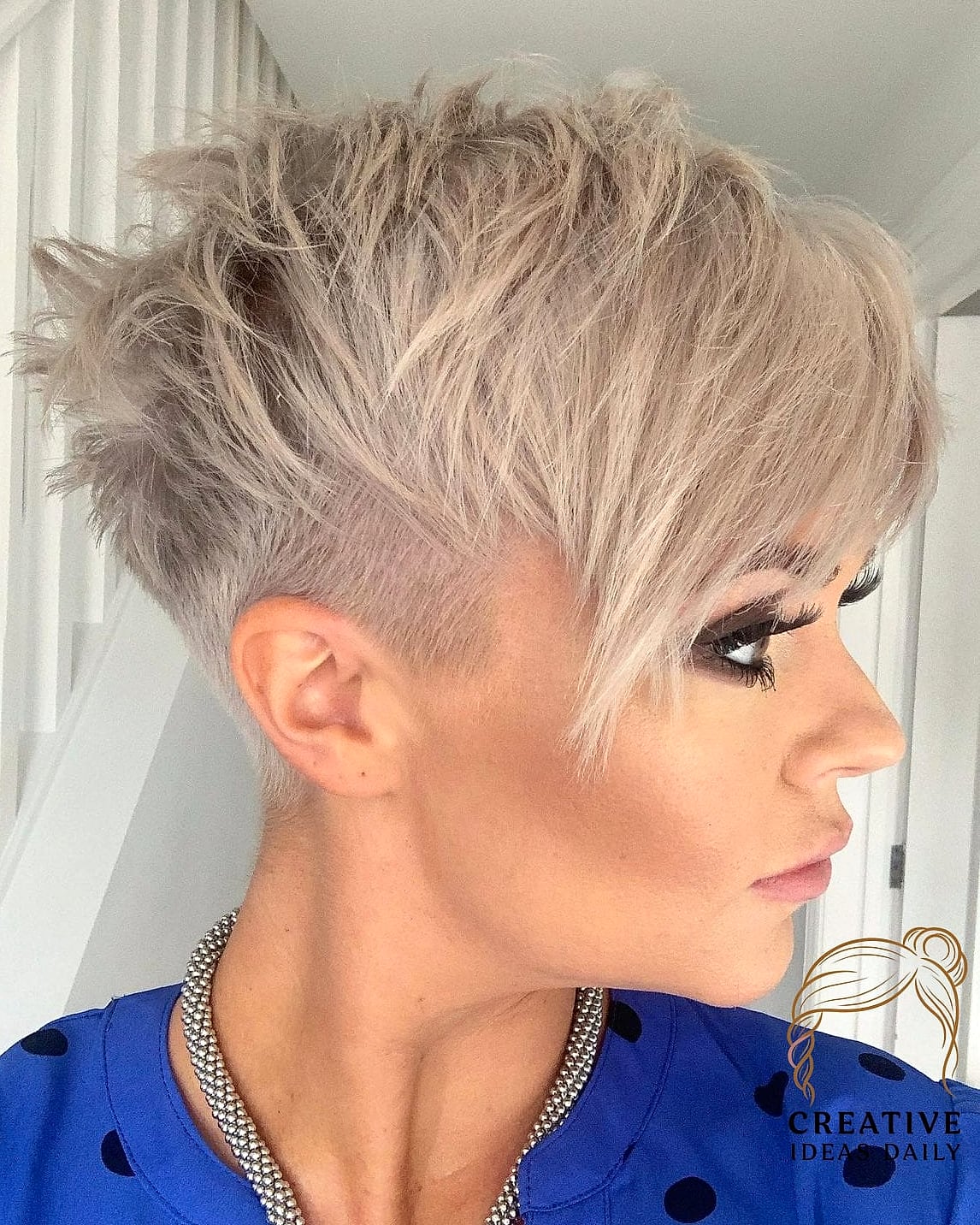 Piecey Pixie with Highlights