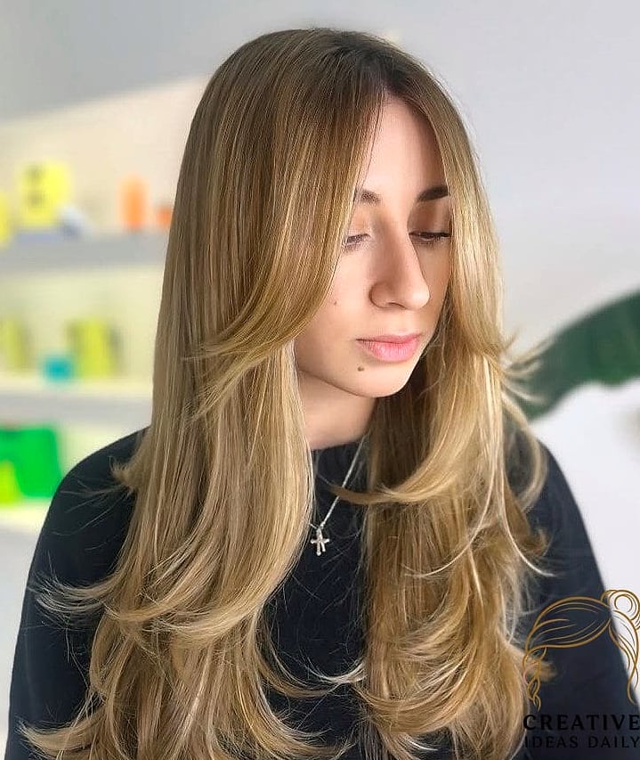 Sleek Straight Butterfly with Sharp Layers