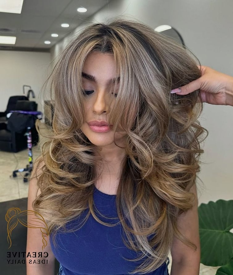 Voluminous Medium Layers with a Blowout Finish